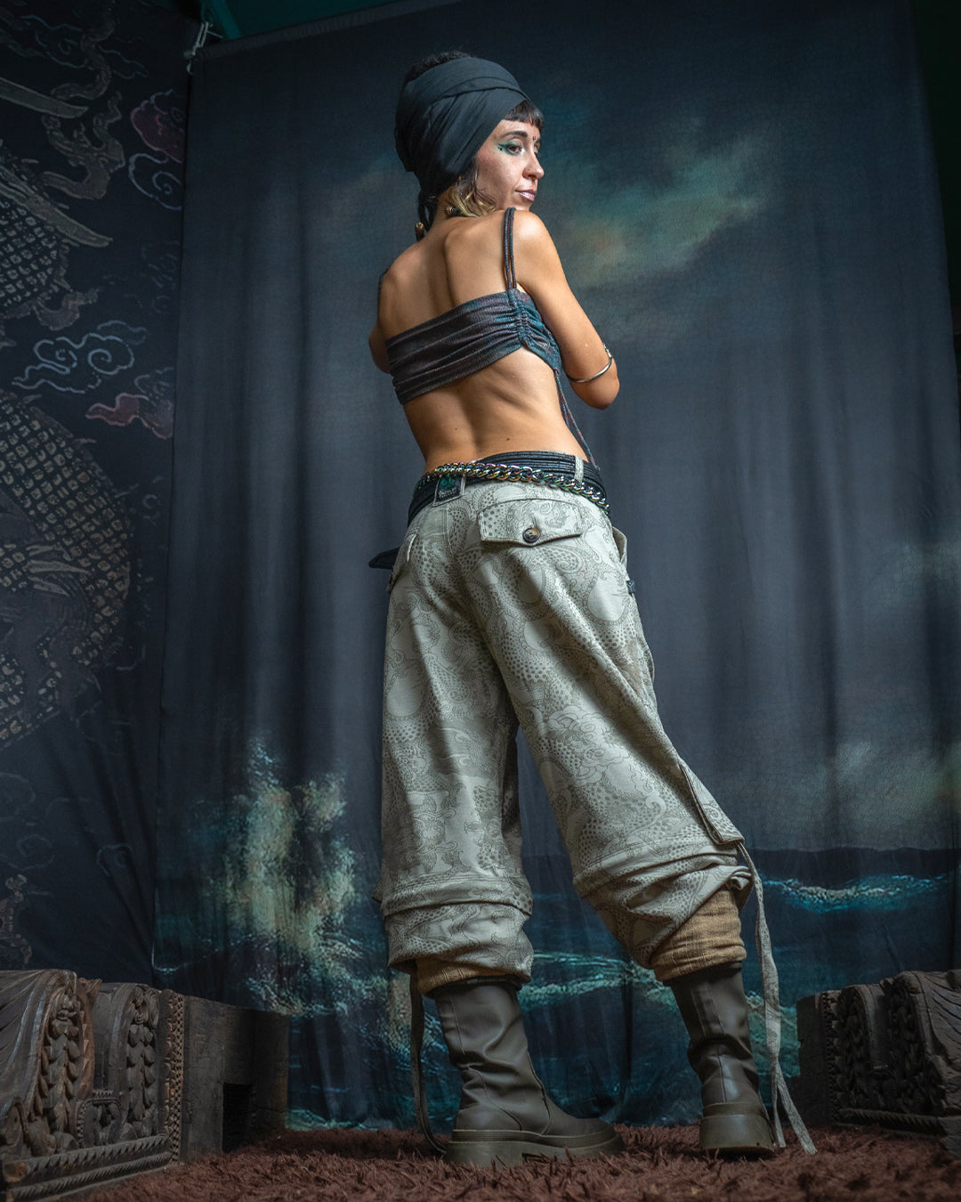 Pants Woman / Baggy Pockets TR Stretchy - Cream DRAGONS